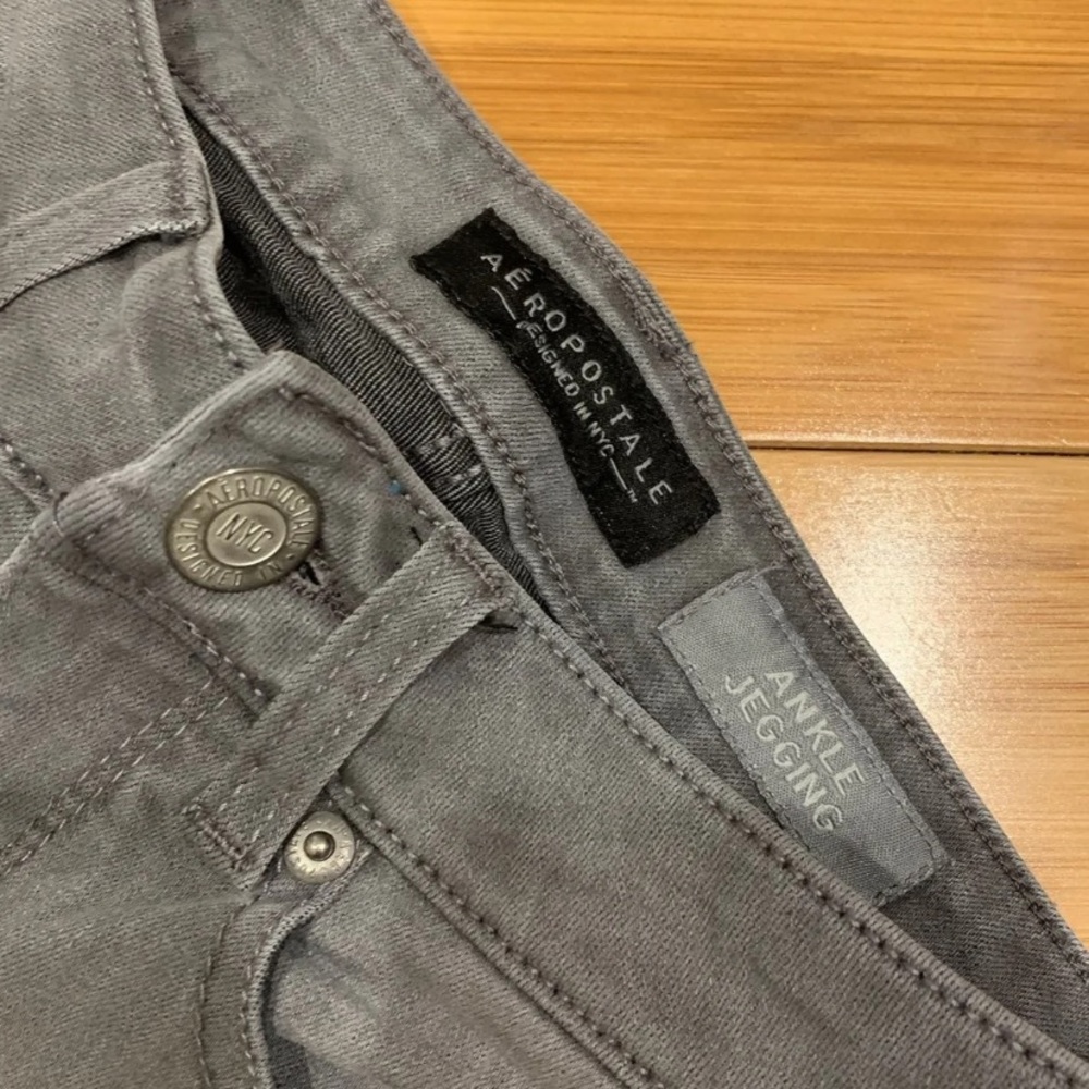 Aeropostal grey jeans